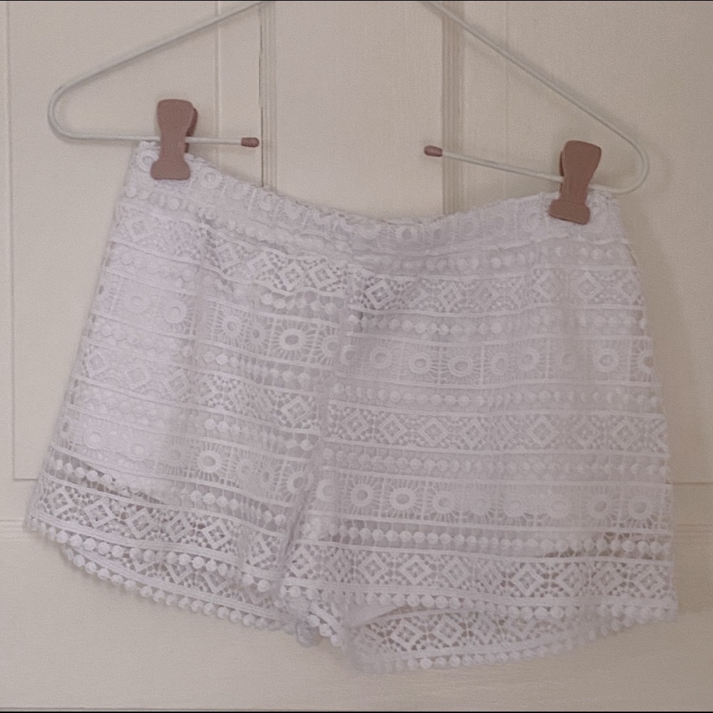 H&M White Lace Shorts